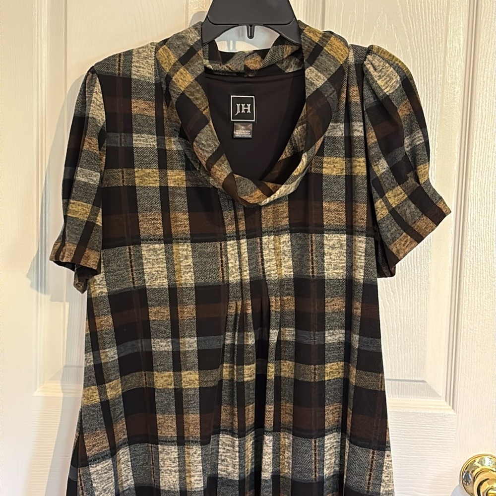 Women's Plaid Dress - Black and Brown - Picture 2 of 7